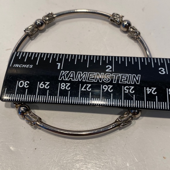 Silvertone Bali Bangle Bracelet - Picture 2 of 3